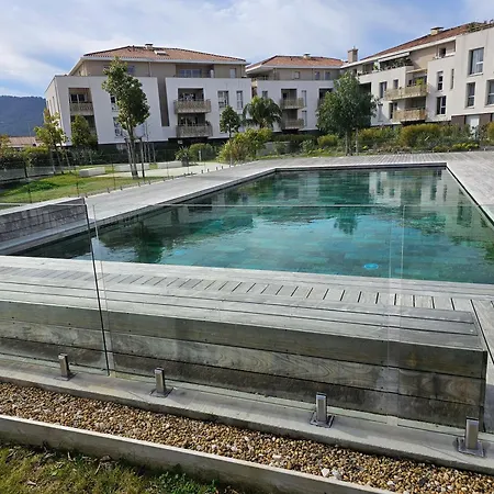 Appart 2 Climatise Piscine Parkings アパート